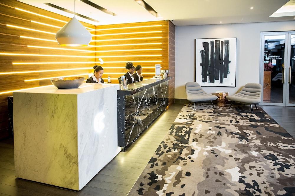 The Capital Mirage Aparthotel Κέιπ Τάουν Εξωτερικό φωτογραφία