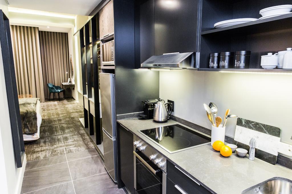The Capital Mirage Aparthotel Κέιπ Τάουν Δωμάτιο φωτογραφία